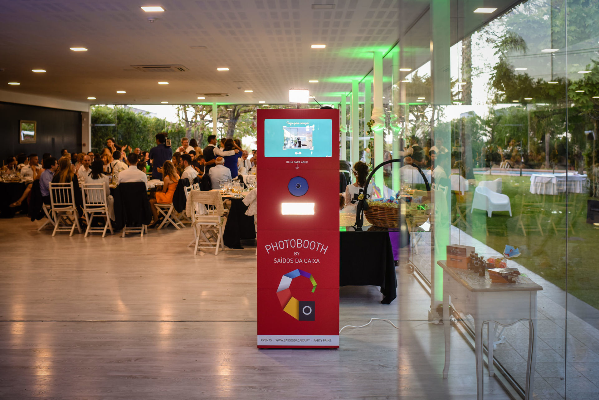 Foto Why you should hire a Photo Booth for your wedding in Portugal Foto Why you should hire a Photo Booth for your wedding in Portugal - Imagem 1