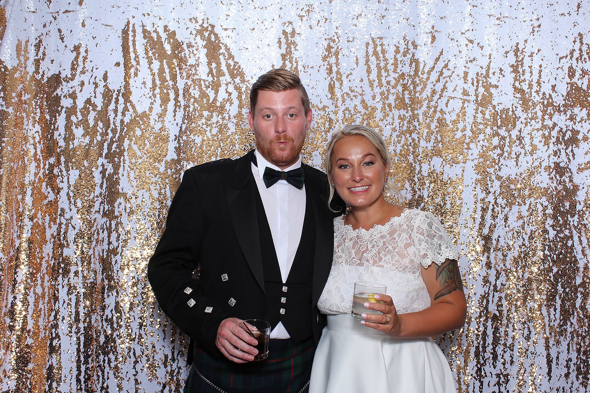 Foto 5 Reasons Why Everyone Loves Photo Booths at Weddings & Events Foto 5 Reasons Why Everyone Loves Photo Booths at Weddings & Events - Imagem 3